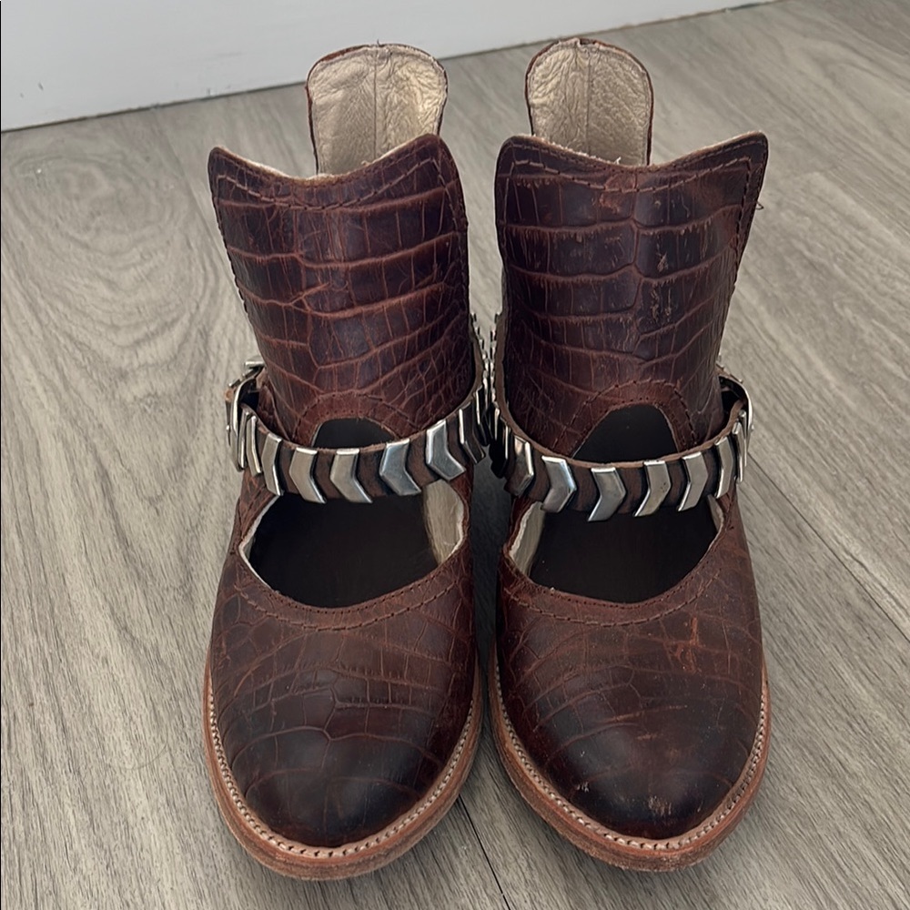 Freebird by Steven - Blade Brown Croc Booties - Picture 2 of 8
